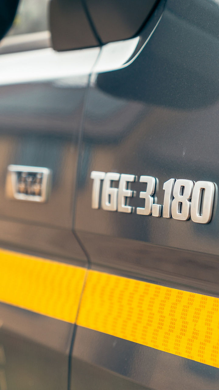 MAN TGE 3.180 Nahaufnahme